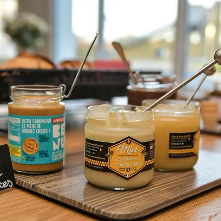 Rivella ホテル 3*