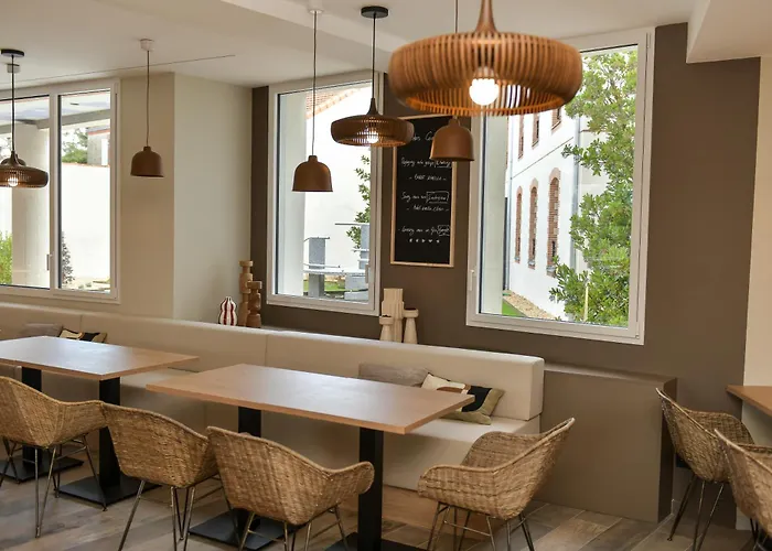 Hotell Rivella Clisson